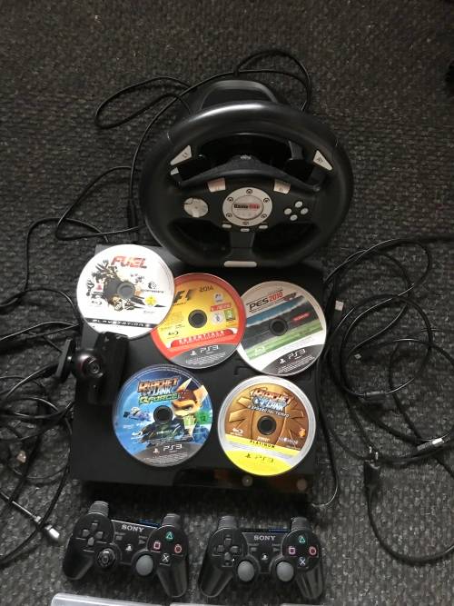 SONY PLAYSTATION 3 |120 GB | 8 GAMES |EYE CREATE9CAMERA)|HDMI CABLE|2 CONTROLERS |GAME STOP DRIVE